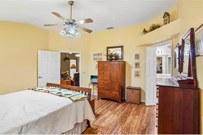 460 Loma Paseo Drive, The Villages, FL 32159 - Photo 31