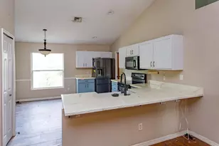 3905 Whispering Pine Ct, Mascotte, FL 34753 - Photo 11