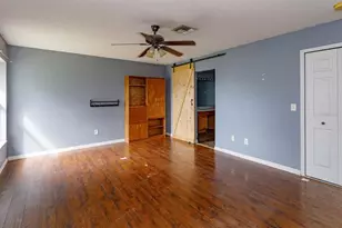 3905 Whispering Pine Ct, Mascotte, FL 34753 - Photo 15