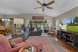 3275 Kilarny Pl, The Villages, FL 32163 - Photo 9
