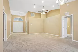 10150 Mainsail Dr, Oxford, FL 34484 - Photo 11