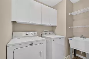 2334 Ambler Cir, The Villages, FL 32162 - Photo 49