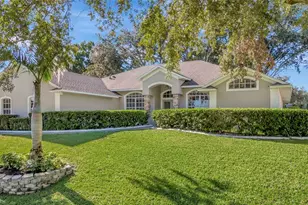 10504 Jardim De Largo St, Clermont, FL 34711 - Photo 3