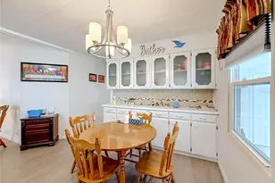 1022 Capella Dr, Tavares, FL 32778 - Photo 11