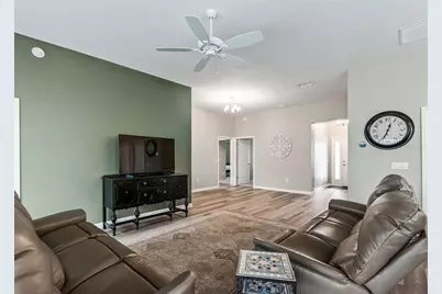 621 Cherry Creek Way, The Villages, FL 34762 - Photo 9