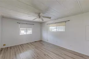 717 Surrey Pl, Leesburg, FL 34748 - Photo 13