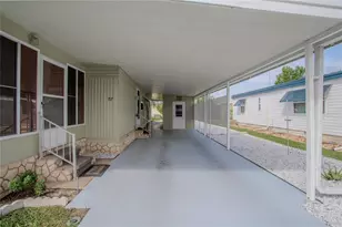 717 Surrey Pl, Leesburg, FL 34748 - Photo 5
