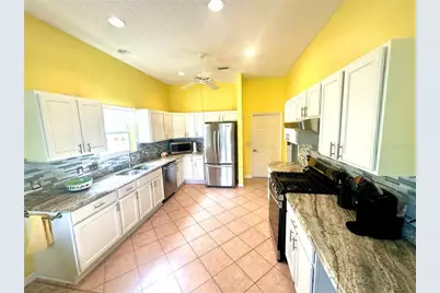 3033 Hillside Lane, The Villages, FL 32162 - Photo 9