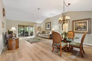 2346 Grenadier Way, The Villages, FL 32162 - Photo 11