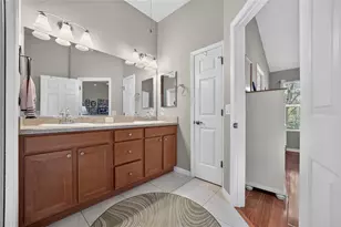 1648 Pennecamp Dr, The Villages, FL 32162 - Photo 25