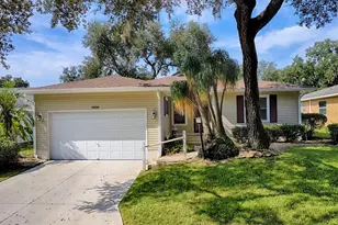 32543 Oak Park Dr, Leesburg, FL 34748 - Photo 1