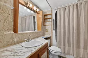 31722 Imperial Dr, Tavares, FL 32778 - Photo 15