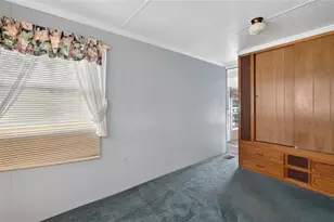 31722 Imperial Dr, Tavares, FL 32778 - Photo 17