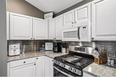 17115 SE 93rd Tellfier Terrace, The Villages, FL 32162 - Photo 23
