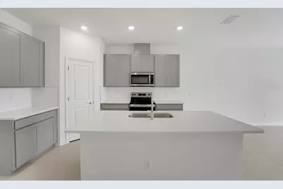 31803 Kestrel Calling Drive, San Antonio, FL 33576 - Photo 13