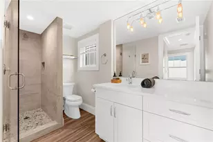 116 Garden Ln, Sarasota, FL 34242 - Photo 29