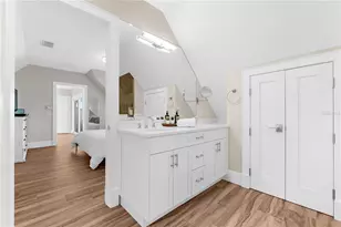 116 Garden Ln, Sarasota, FL 34242 - Photo 23