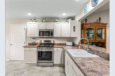 2182 Kaylee Drive, The Villages, FL 32162 - Photo 7
