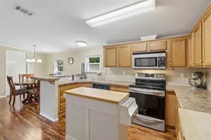 2745 Vindale Rd, Tavares, FL 32778 - Photo 15