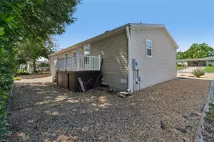 2745 Vindale Rd, Tavares, FL 32778 - Photo 31