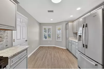 17559 SE 81st Parnassus Court, The Villages, FL 32162 - Photo 11