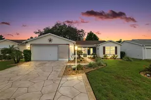 2795 Privada Dr, The Villages, FL 32162 - Photo 1