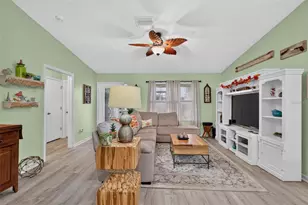 2795 Privada Dr, The Villages, FL 32162 - Photo 15