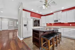 17311 Chateau Pine Way, Clermont, FL 34711 - Photo 7