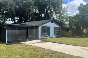 1518 Crest Ave, Leesburg, FL 34748 - Photo 1