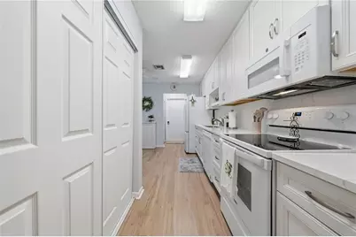 2226 Cypress Cove Drive, Tavares, FL 32778 - Photo 9