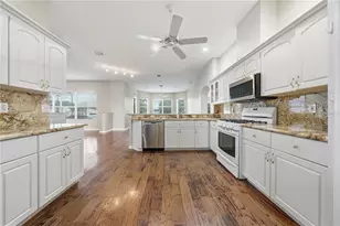 5127 Aurora Dr, Leesburg, FL 34748 - Photo 13