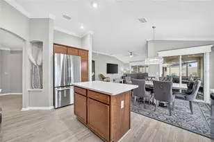 664 Mission Hills Trail, The Villages, FL 32162 - Photo 21