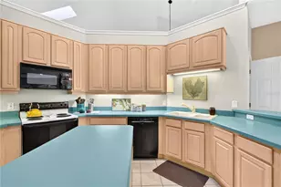 9211 Silver Lake Dr, Leesburg, FL 34788 - Photo 9