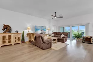 1393 Kenneth St, The Villages, FL 34762 - Photo 7