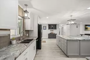 1210 E Caroline St, Tavares, FL 32778 - Photo 19