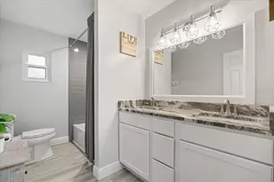 1210 E Caroline St, Tavares, FL 32778 - Photo 31
