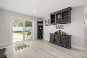 1210 E Caroline St, Tavares, FL 32778 - Photo 21