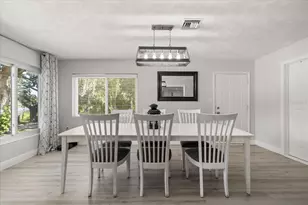 1210 E Caroline St, Tavares, FL 32778 - Photo 9