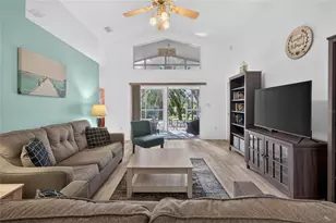 25005 Cranes Roost Cir, Leesburg, FL 34748 - Photo 7