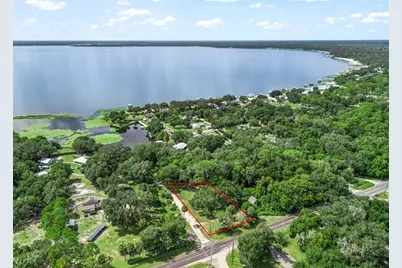 12530 SE 142nd Avenue, Ocklawaha, FL 32179 - Photo 1