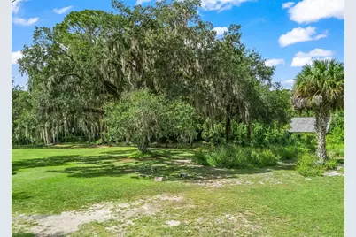 12530 SE 142nd Avenue, Ocklawaha, FL 32179 - Photo 3
