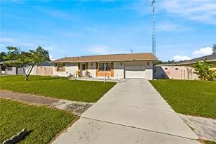 402 Marion Oaks Dr, Ocala, FL 34473 - Photo 3