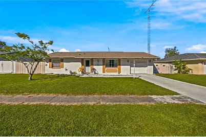 402 Marion Oaks Drive, Ocala, FL 34473 - Photo 1