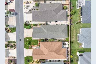 2137 Locklin Lane, The Villages, FL 32163 - Photo 37