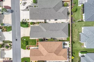 2137 Locklin Ln, The Villages, FL 32163 - Photo 37
