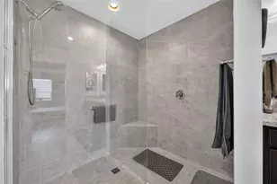 2137 Locklin Ln, The Villages, FL 32163 - Photo 21