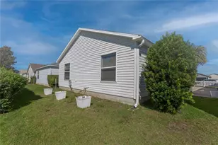 2016 Peaceful Pl, The Villages, FL 32162 - Photo 7