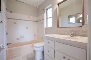 1627 Canal Ct, Tavares, FL 32778 - Photo 17