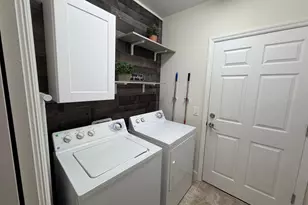 3015 12th St SW, Lehigh Acres, FL 33976 - Photo 9