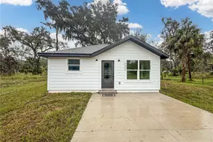2399 Cr 423, Lake Panasoffkee, FL 33538 - Photo 21